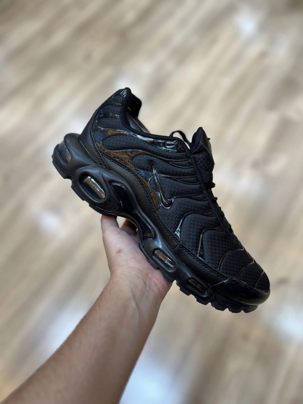 Air Max TN "All Black"