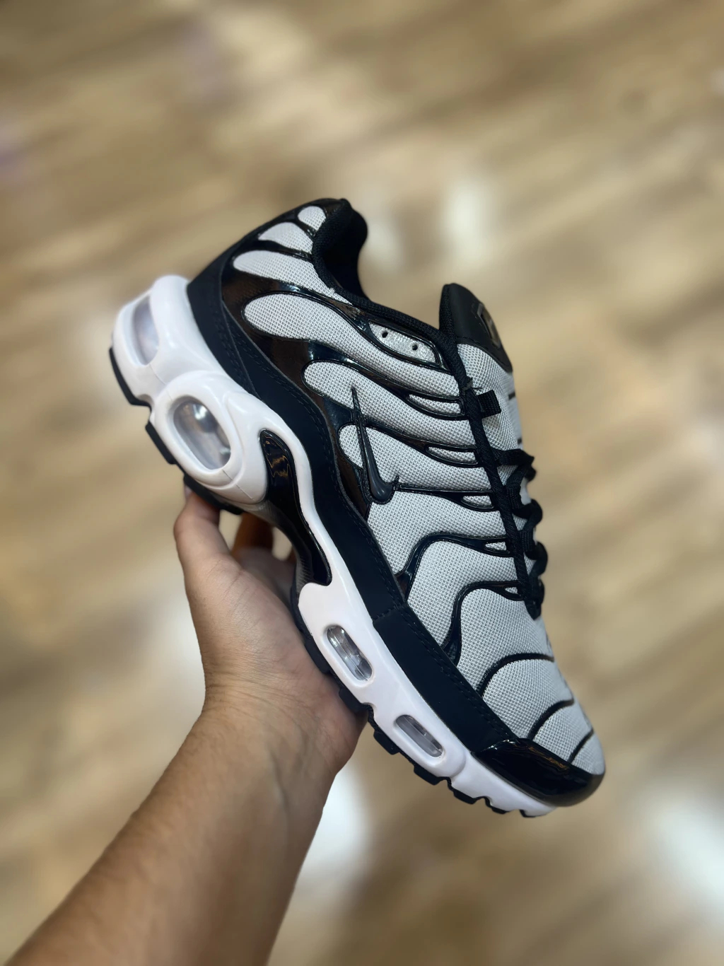 Air Max TN "Branco\/Preto"