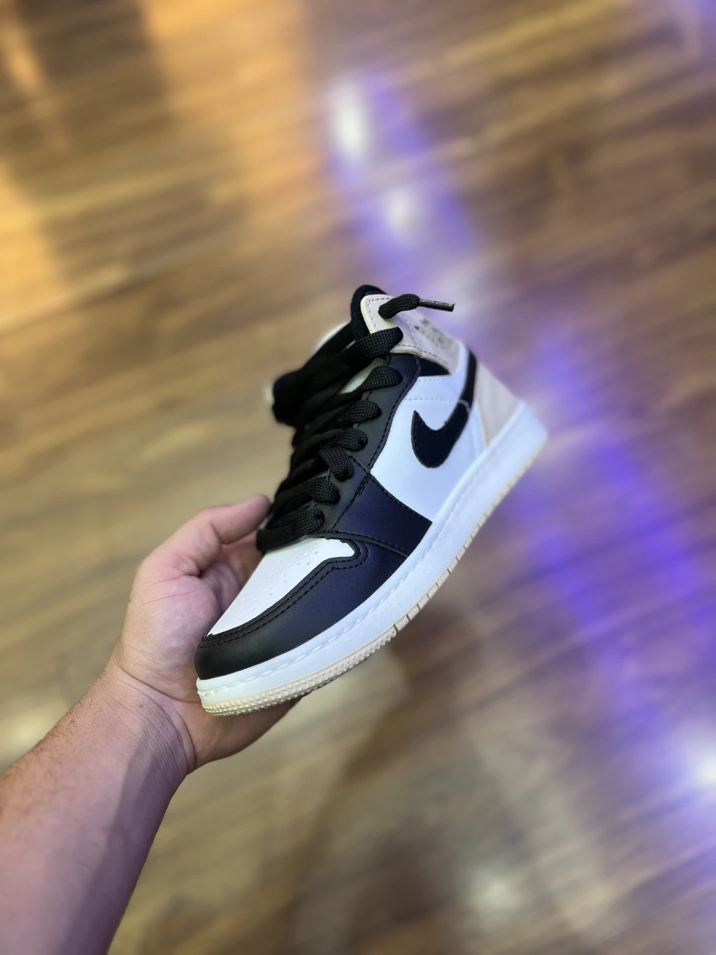 Jordan 1 " Preto e Rosa " — foto 1