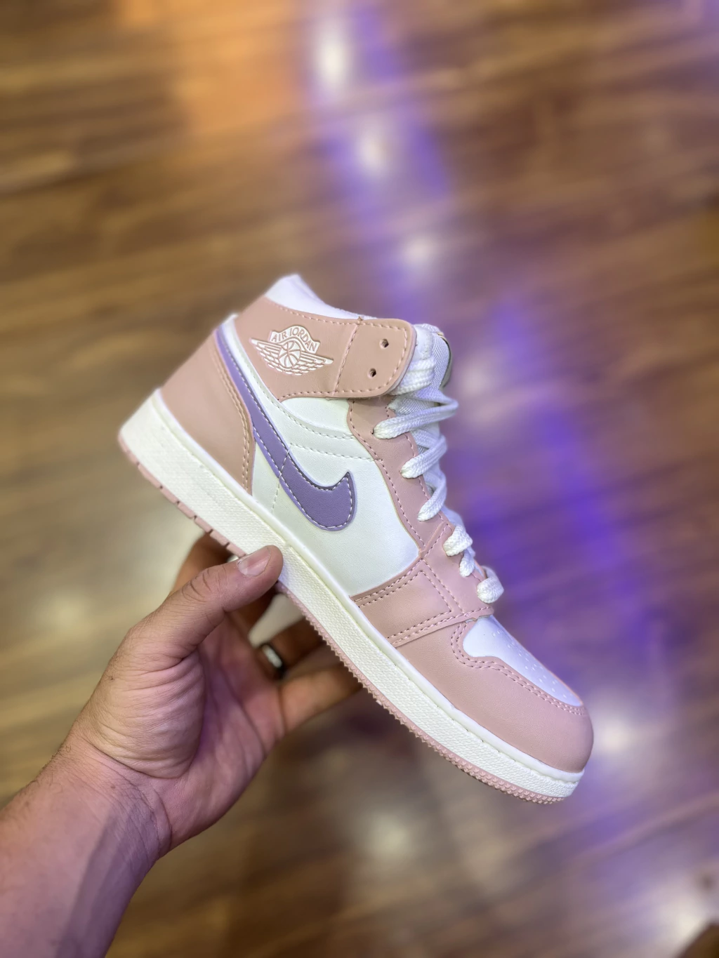 Jordan 1 " Rosa e Roxo "