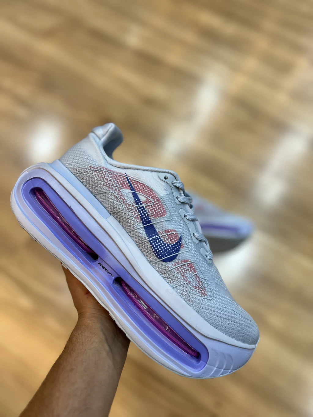Tênis esportivo Nike Air Vomero
